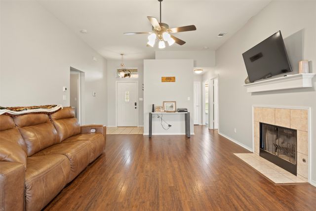 209 Mourning Dove Lane, Krum, TX 76249