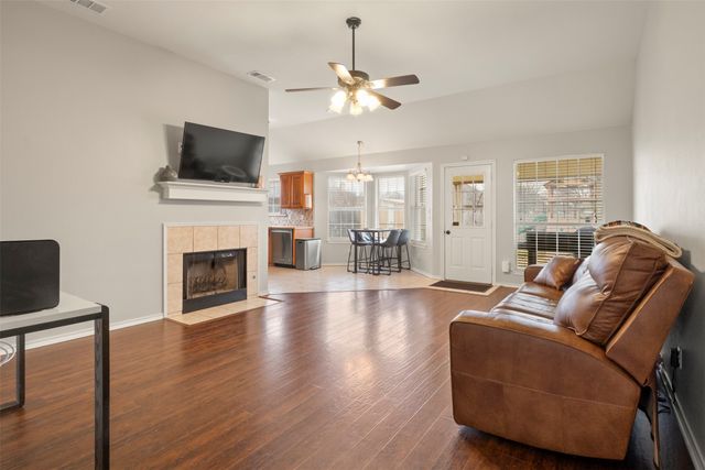 209 Mourning Dove Lane, Krum, TX 76249