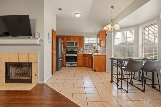 209 Mourning Dove Lane, Krum, TX 76249