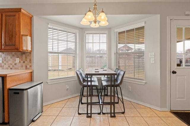 209 Mourning Dove Lane, Krum, TX 76249