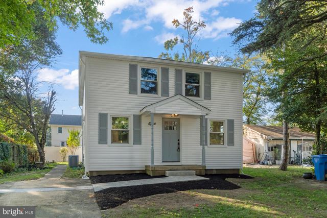 8 OAKVIEW, Cherry Hill, NJ 08002