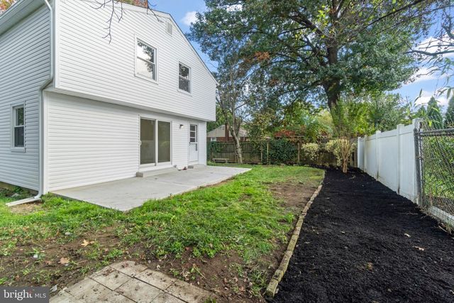 8 OAKVIEW, Cherry Hill, NJ 08002