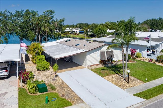 8467 IMPERIAL CIRCLE, Palmetto, FL 34221
