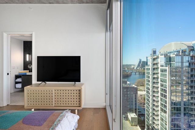 48 East Ave 2204, Austin, TX 78701