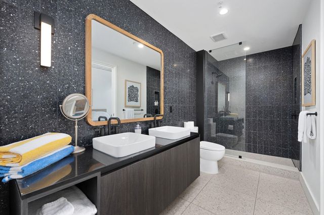 48 East Ave 2204, Austin, TX 78701