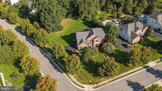 42586 UNBRIDLEDS SONG PL, Chantilly, VA 20152