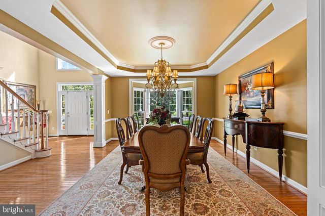 42586 UNBRIDLEDS SONG PL, Chantilly, VA 20152