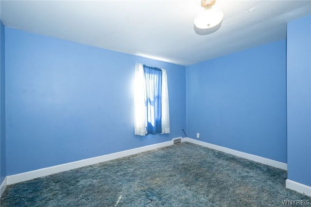 1711 Walnut Avenue, Niagara Falls, NY 14301