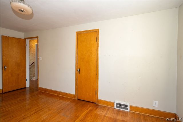 1711 Walnut Avenue, Niagara Falls, NY 14301