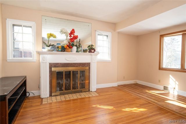 1711 Walnut Avenue, Niagara Falls, NY 14301