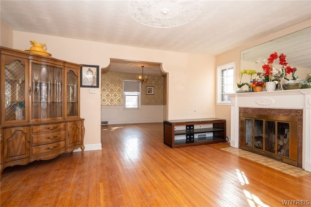 1711 Walnut Avenue, Niagara Falls, NY 14301