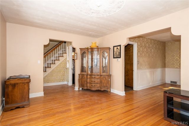 1711 Walnut Avenue, Niagara Falls, NY 14301