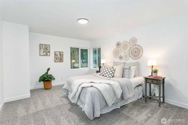 8021 NE Eglon Road, Kingston, WA 98346