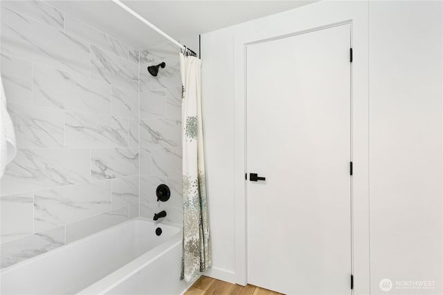 8021 NE Eglon Road, Kingston, WA 98346