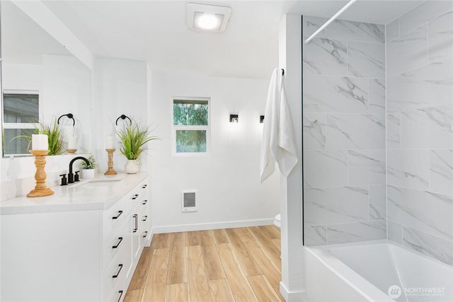 8021 NE Eglon Road, Kingston, WA 98346