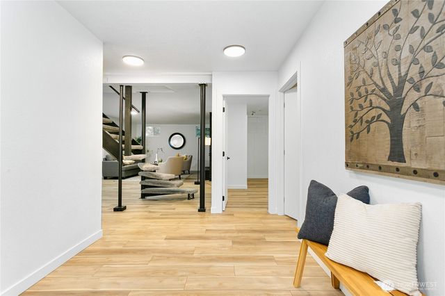 8021 NE Eglon Road, Kingston, WA 98346