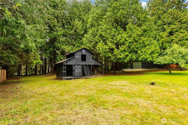 8021 NE Eglon Road, Kingston, WA 98346