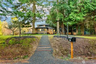 8021 NE Eglon Road, Kingston, WA 98346