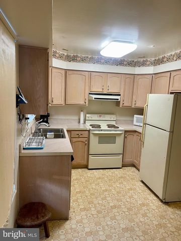 2472 WEBSTER CT, Bensalem, PA 19020