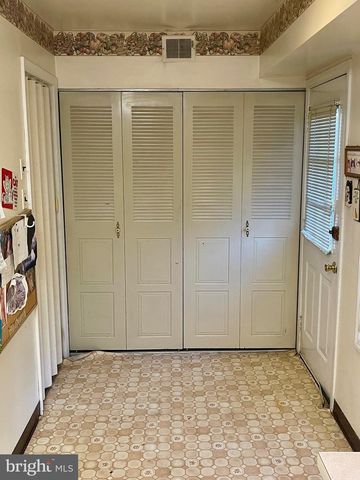 2472 WEBSTER CT, Bensalem, PA 19020