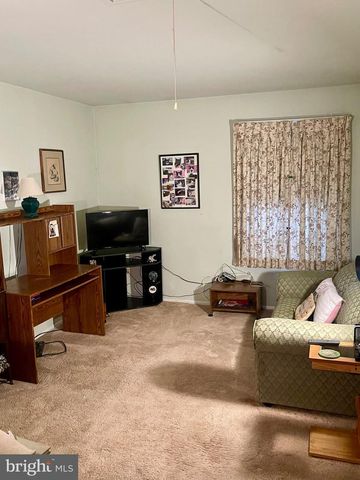 2472 WEBSTER CT, Bensalem, PA 19020