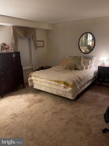 2472 WEBSTER CT, Bensalem, PA 19020