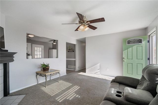 816 NE Pollard Street, Lee's Summit, MO 64086