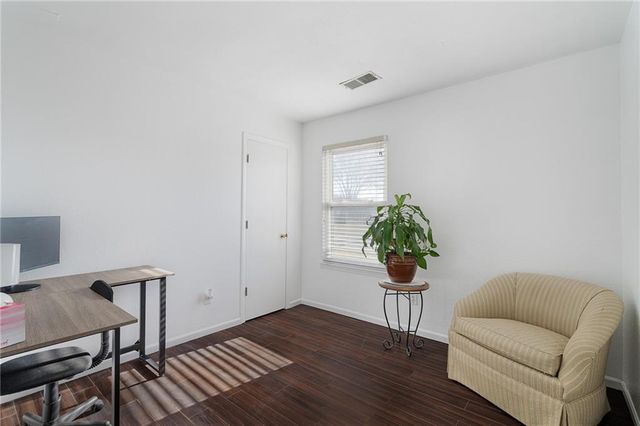 816 NE Pollard Street, Lee's Summit, MO 64086