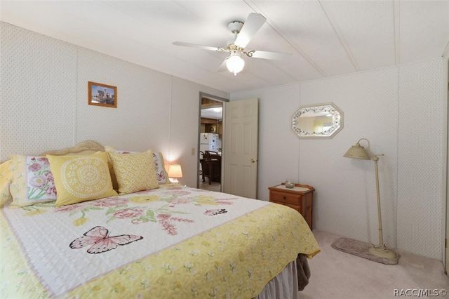 6834 W Sunnycrest Lane, Homosassa, FL 34448