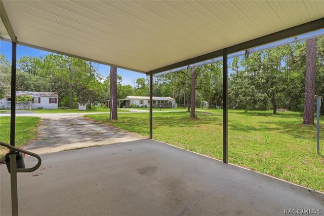 6834 W Sunnycrest Lane, Homosassa, FL 34448