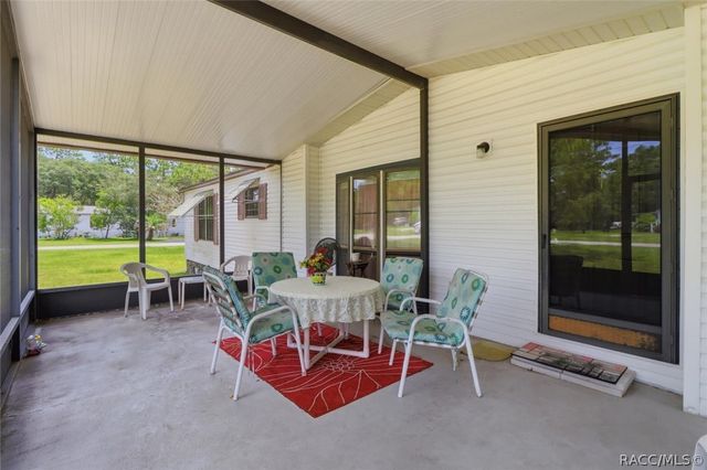 6834 W Sunnycrest Lane, Homosassa, FL 34448