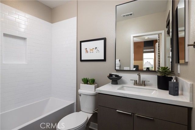 770 N Orange Street, La Habra, CA 90631