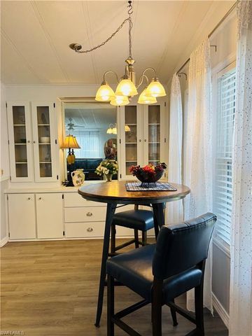 618 Charlemagne BLVD, Naples, FL 34112