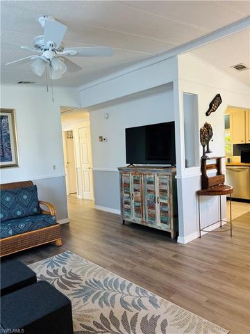 618 Charlemagne BLVD, Naples, FL 34112