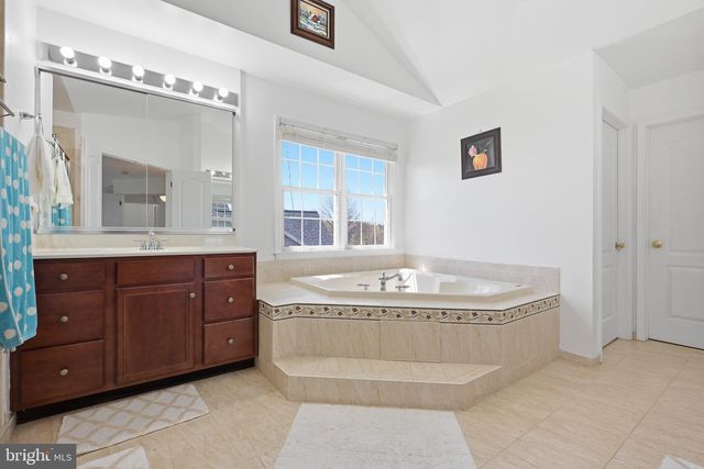 306 STELLER DR, Bear, DE 19701