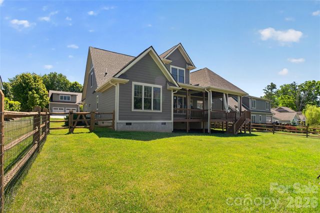61 Barnrock Drive, Mills River, NC 28759