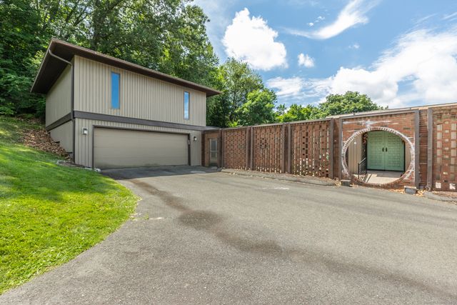 31 Gail Drive, Ellington, CT 06029