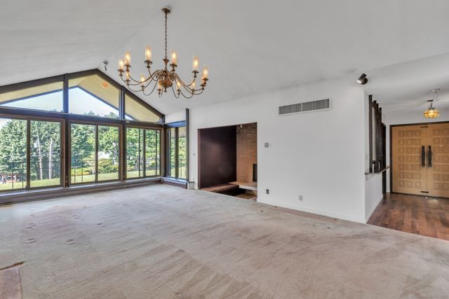 31 Gail Drive, Ellington, CT 06029