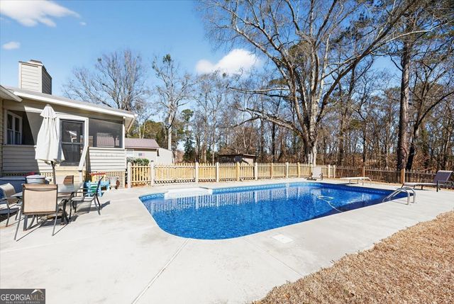 3049 Willowstone Drive, Lizella, GA 31052