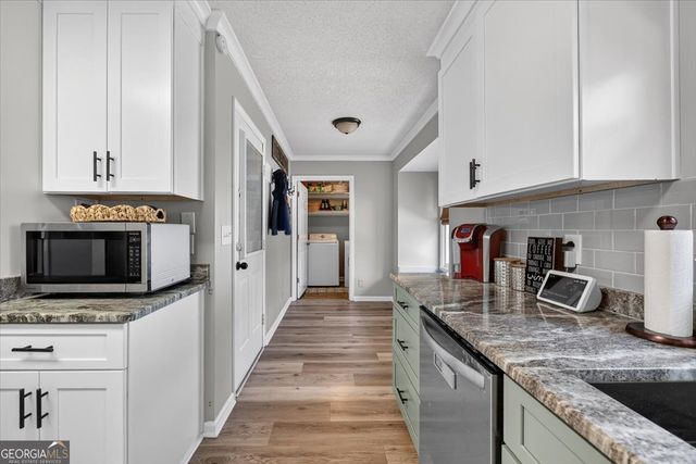 3049 Willowstone Drive, Lizella, GA 31052