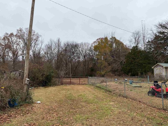 1485 PISGAH LN, Morris Chapel, TN 38361