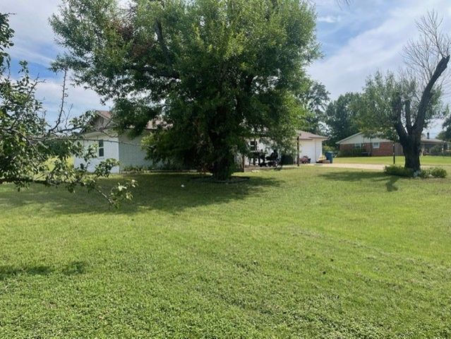 130 Castleman Circle, Hewitt, TX 76643