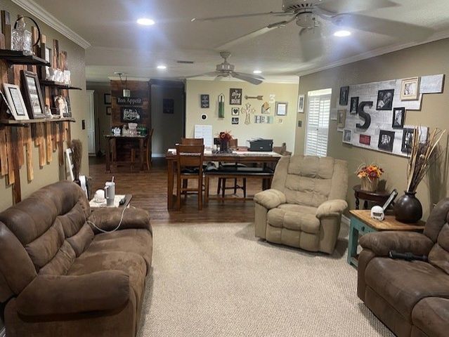 130 Castleman Circle, Hewitt, TX 76643