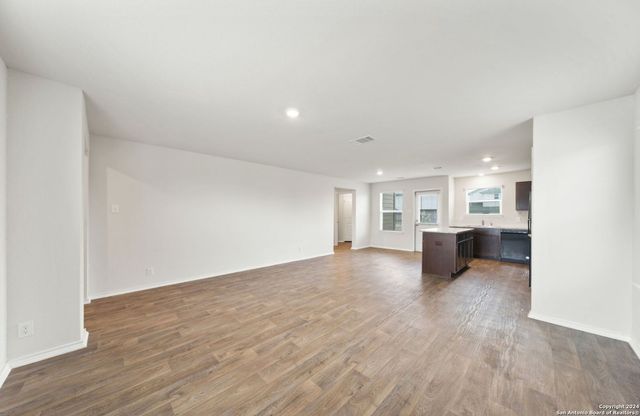 6536 Dynamic Sound, San Antonio, TX 78252