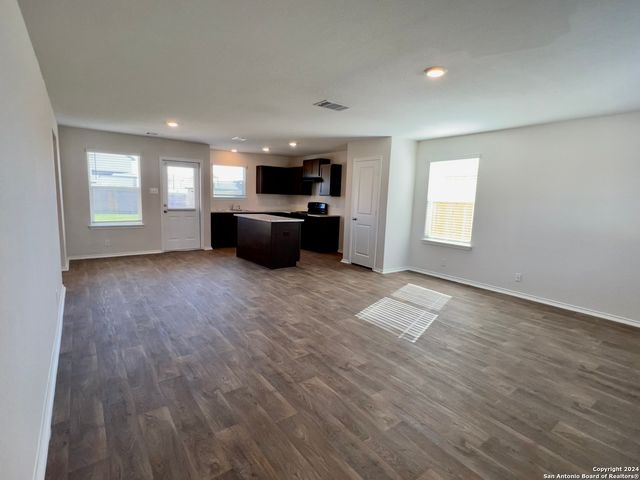 6536 Dynamic Sound, San Antonio, TX 78252
