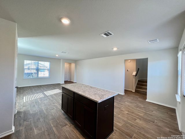6536 Dynamic Sound, San Antonio, TX 78252
