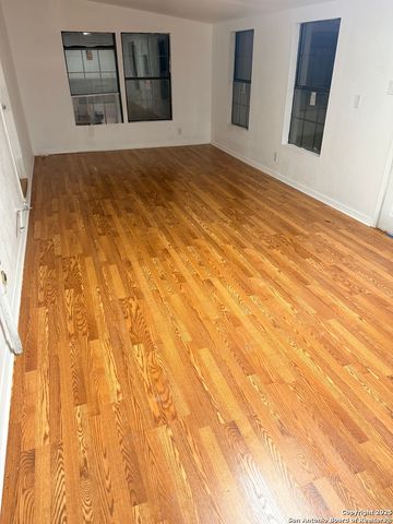 122 hart, San Antonio, TX 78214