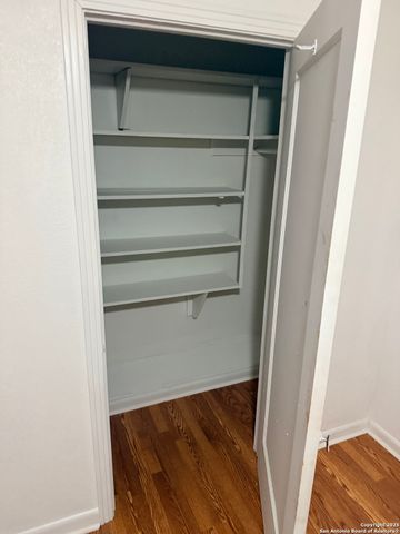 122 hart, San Antonio, TX 78214