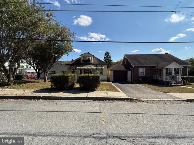 442 W WILLING ST, Tamaqua, PA 18252