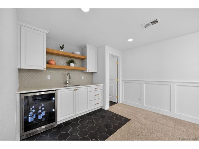6421 Wind Break Ct, Fort Collins, CO 80528